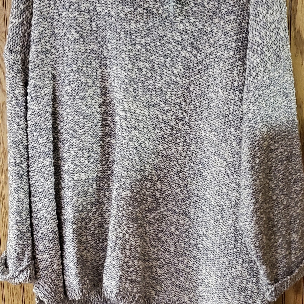 Sweater - Picture 3 of 3